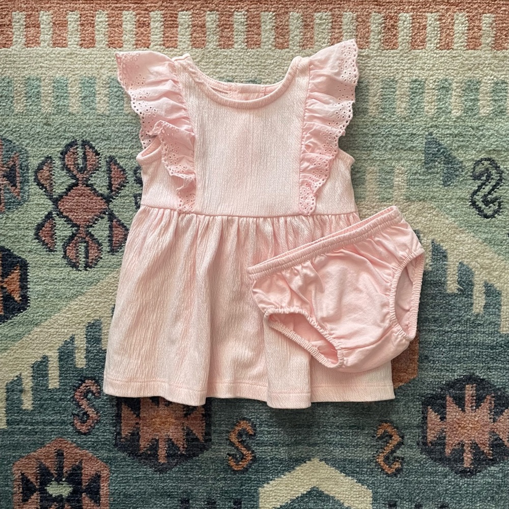 3M pink ruffle dress